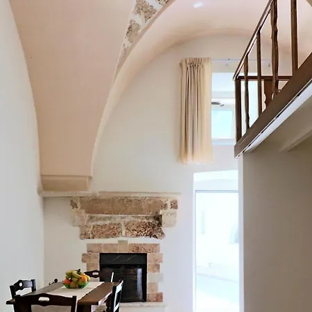 La Corte Delle *
